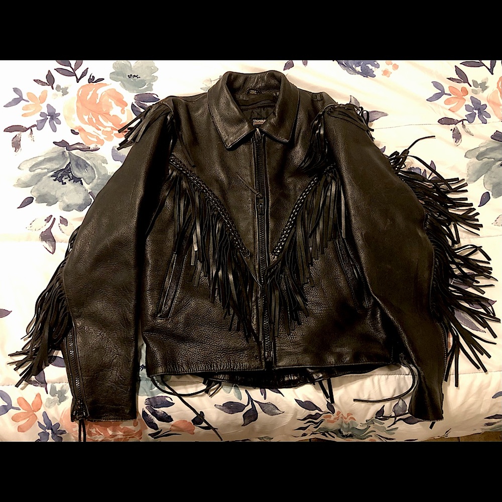 Women’s fringed heavy leather motorcycle riding jacket. Size 8